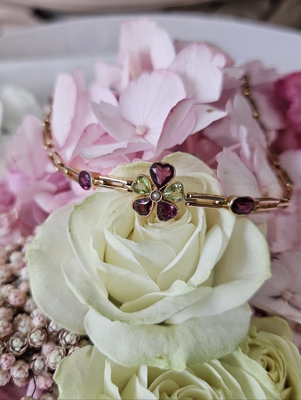 1900s Antique 9ct Gold Flower Bracelet With Rhodalite,Garnet,Peridot,Seed Pearl